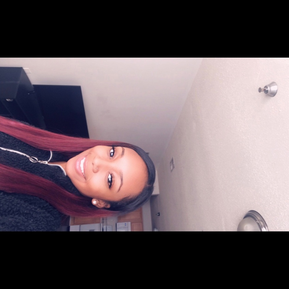 Meet your Posher, Amari